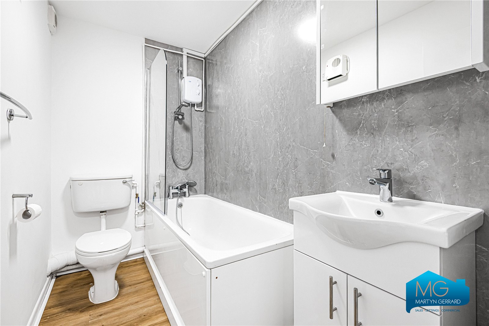 2 bedroom Apartment to rent - Martyn Gerrard