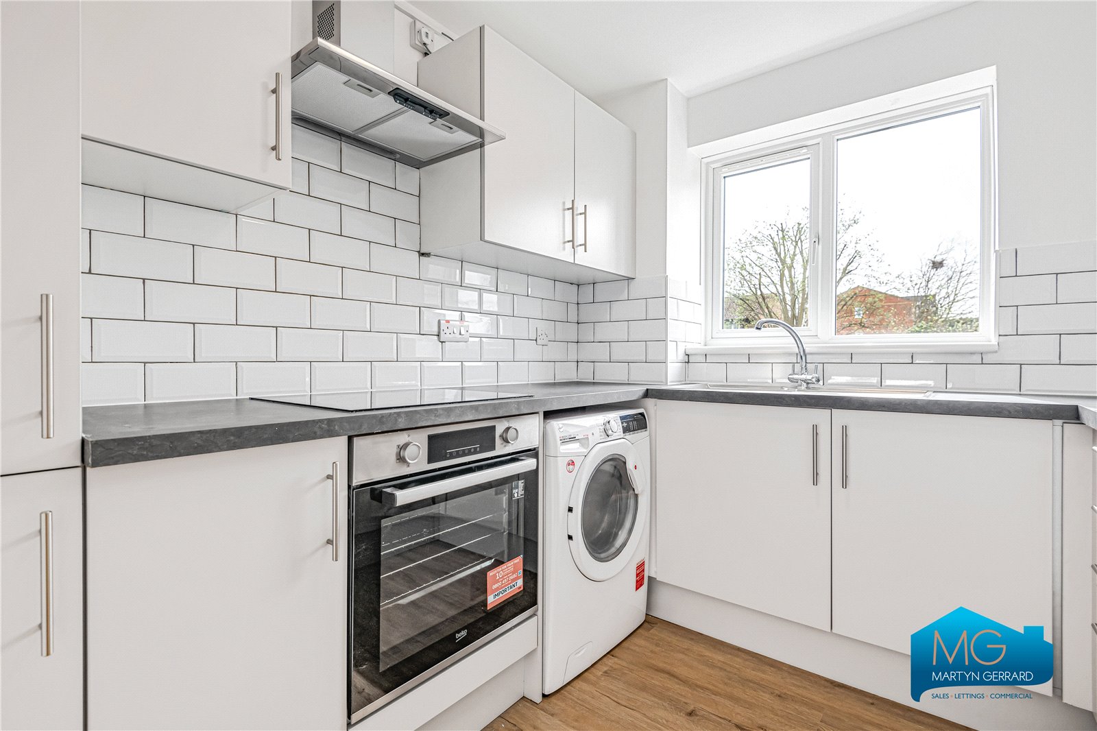 Blackdown Close, East Finchley, London, N2+ - Martyn Gerrard