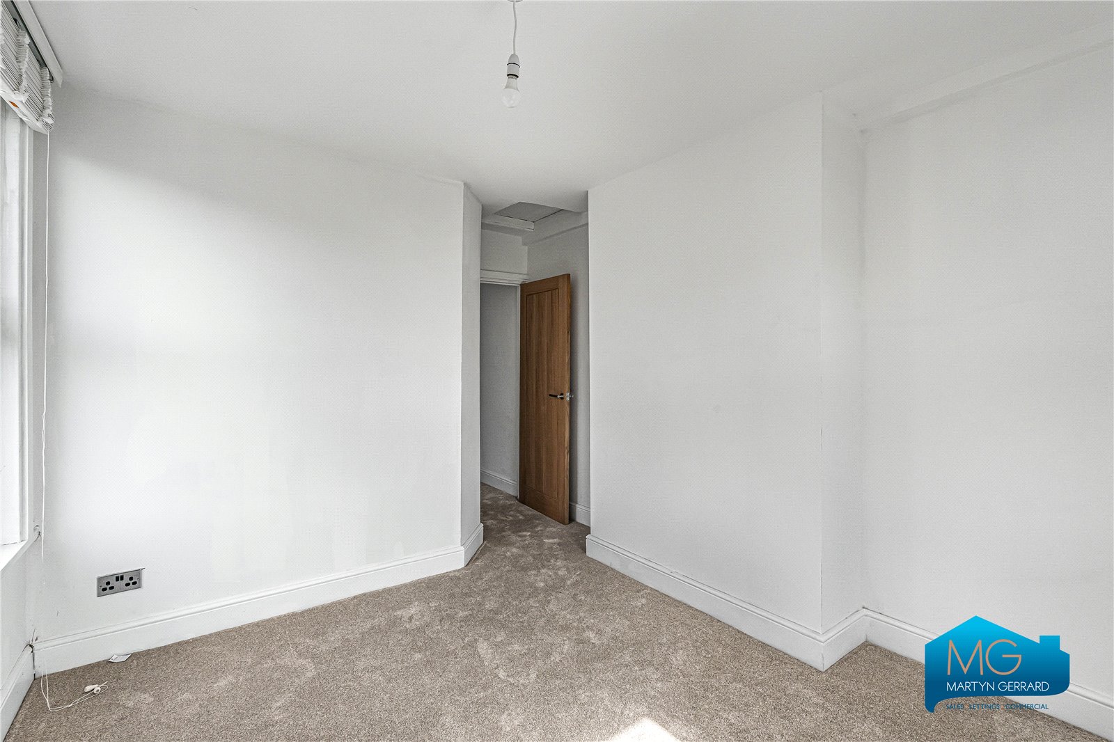 3 bedroom Terraced House to rent - Martyn Gerrard