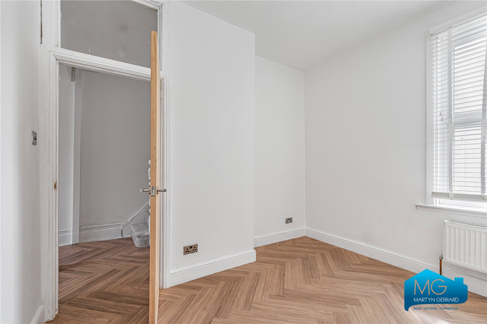 3 bedroom Terraced House to rent - Martyn Gerrard