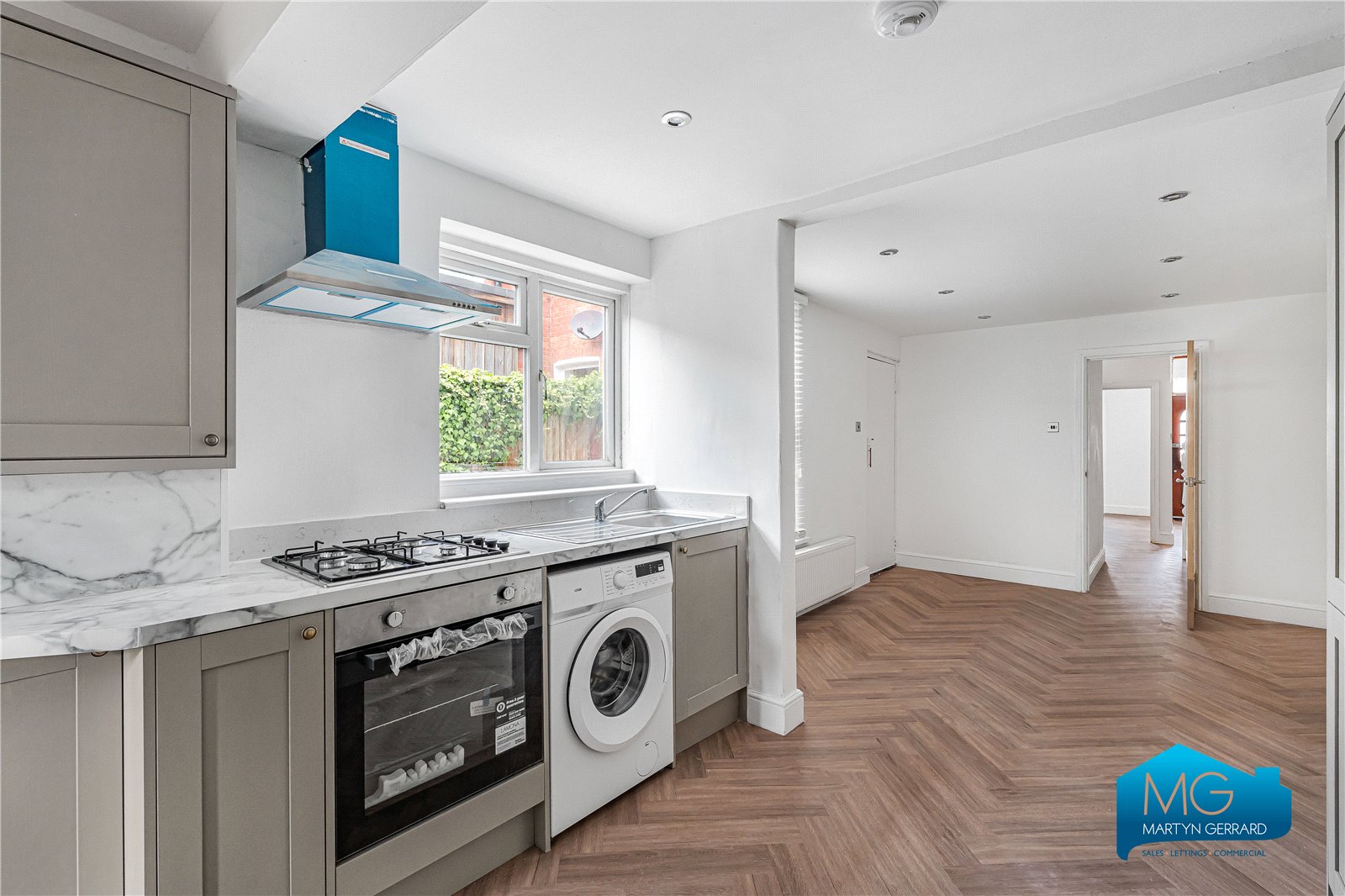 3 bedroom Terraced House to rent - Martyn Gerrard