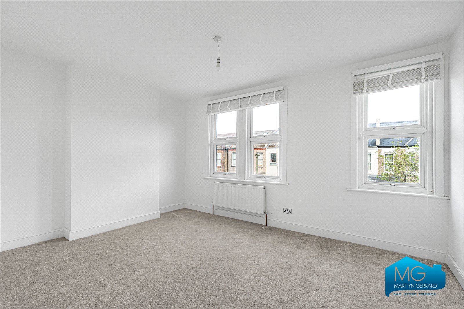 3 bedroom Terraced House to rent - Martyn Gerrard
