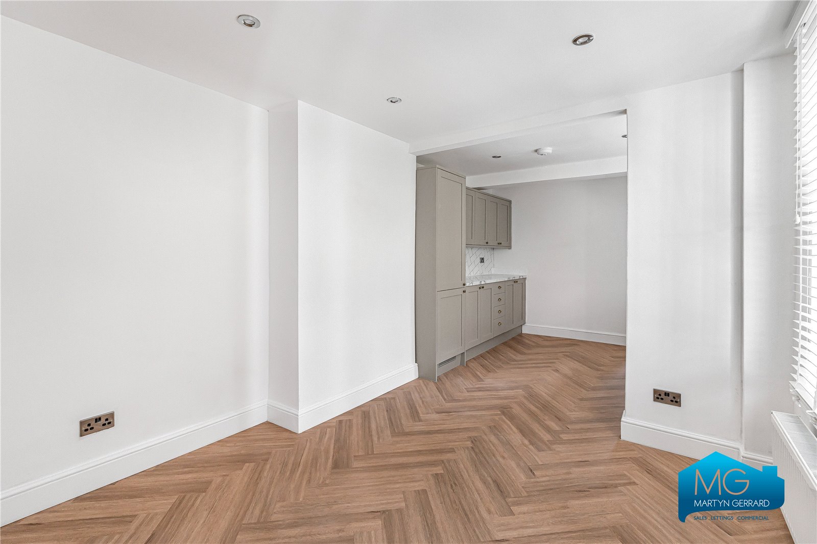 3 bedroom Terraced House to rent - Martyn Gerrard