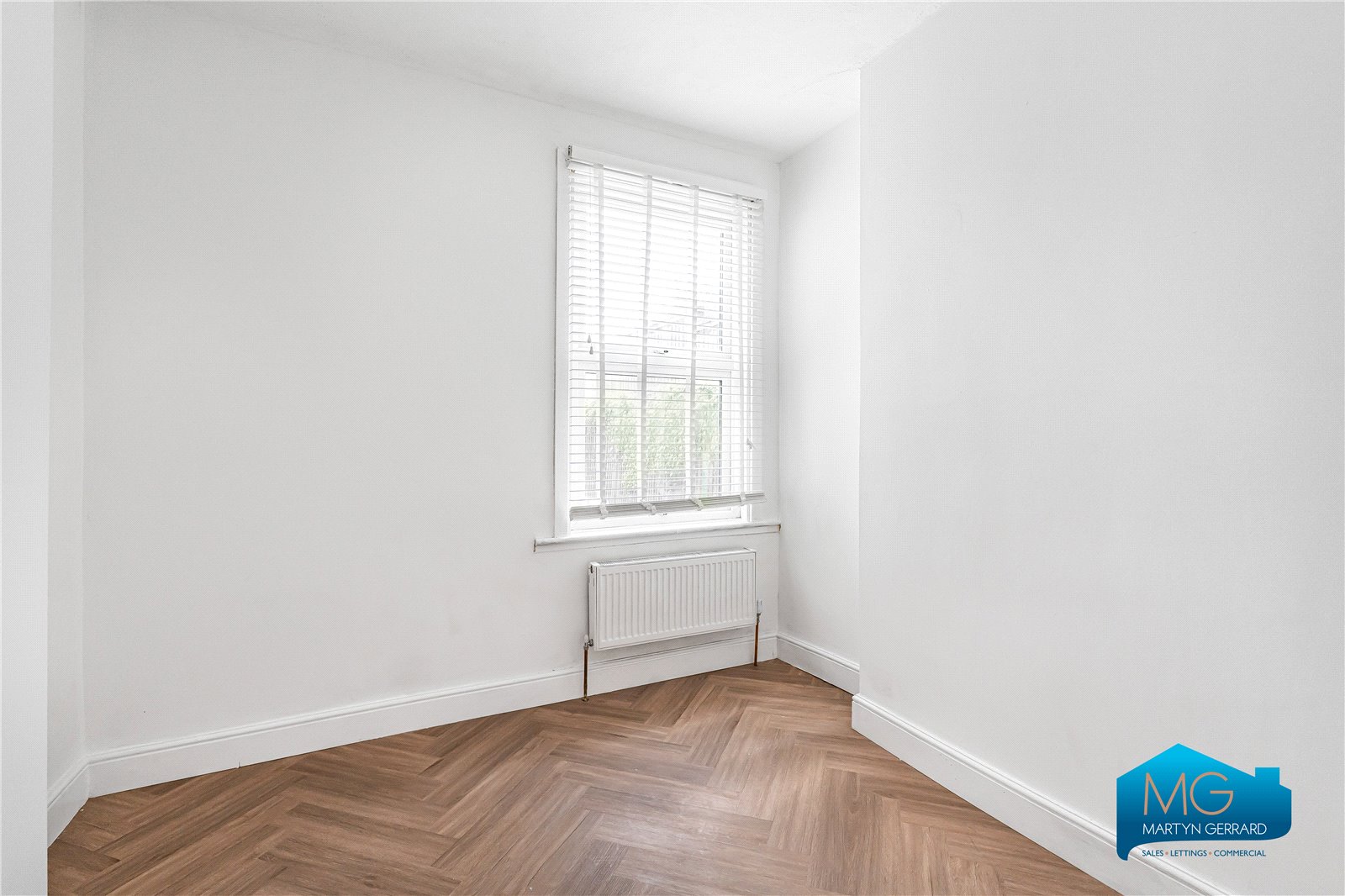 3 bedroom Terraced House to rent - Martyn Gerrard