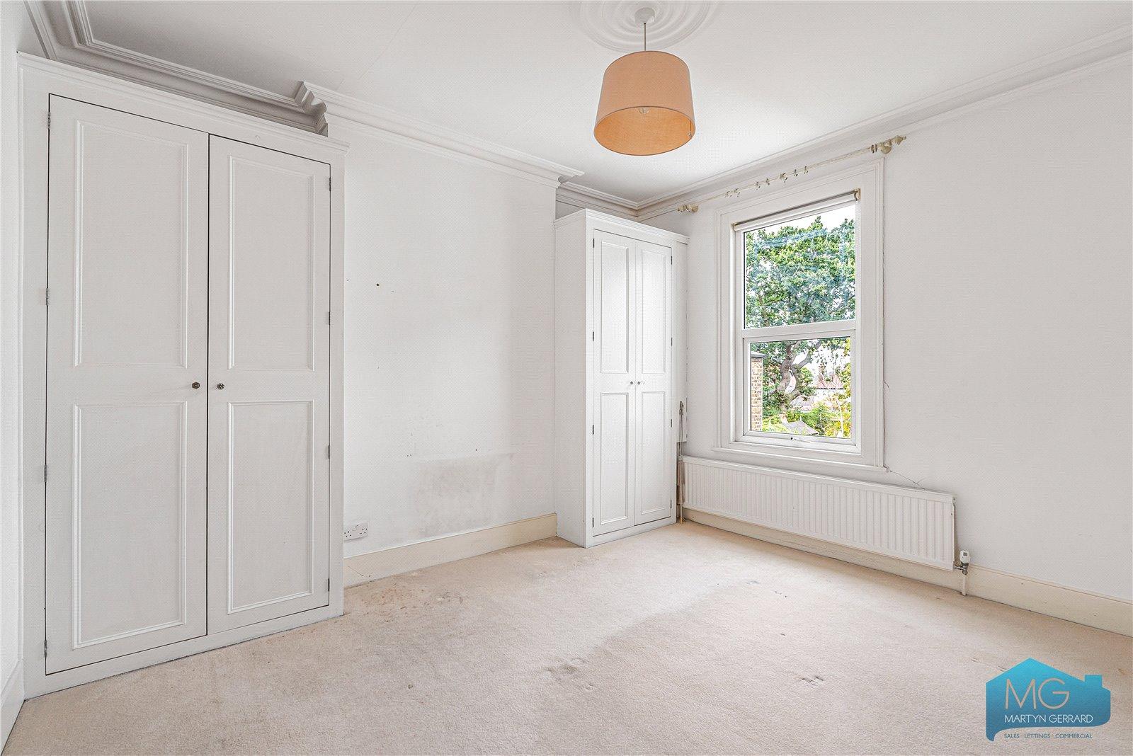3 bedroom Apartment for sale - Martyn Gerrard