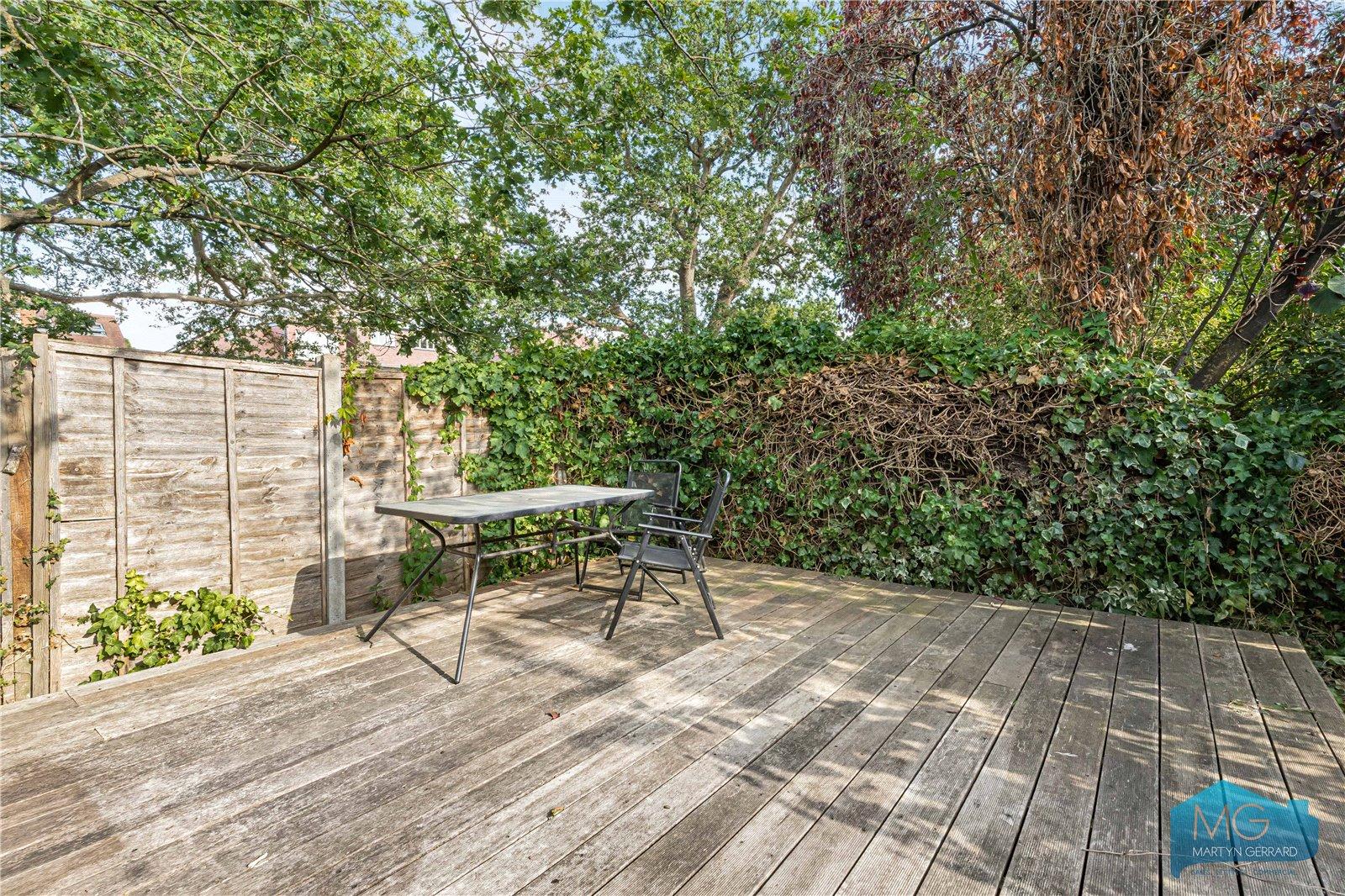 3 bedroom Apartment for sale - Martyn Gerrard