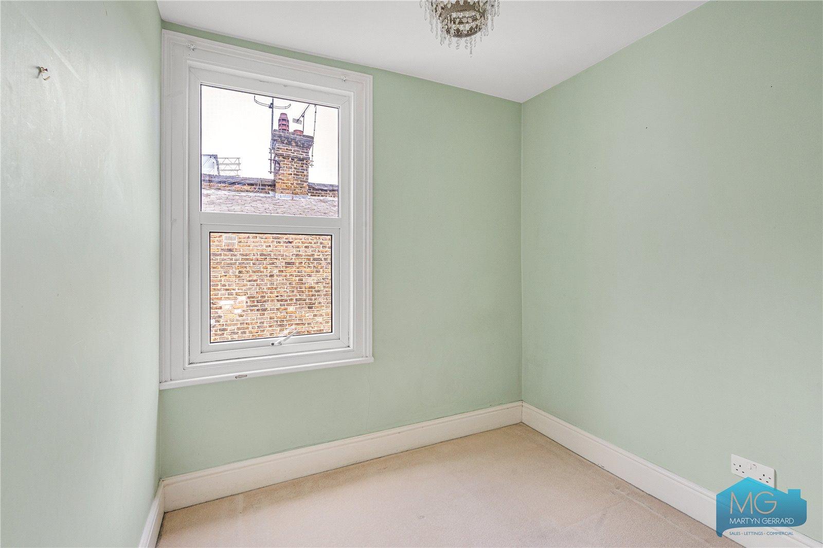 3 bedroom Apartment for sale - Martyn Gerrard