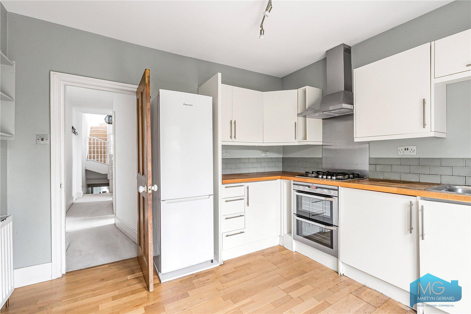 3 bedroom Apartment for sale - Martyn Gerrard