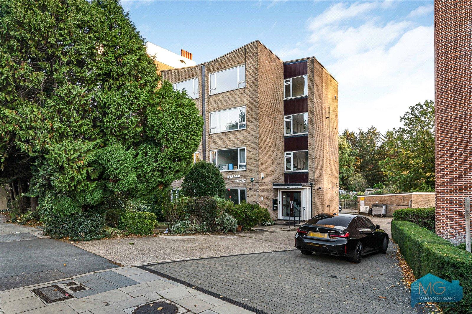 3 bedroom Ground Floor Flat for sale - Martyn Gerrard
