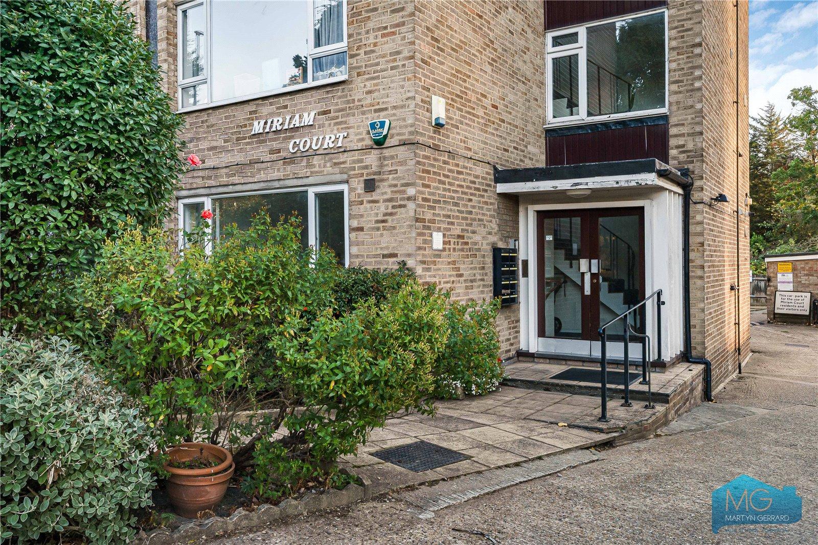 3 bedroom Ground Floor Flat for sale - Martyn Gerrard