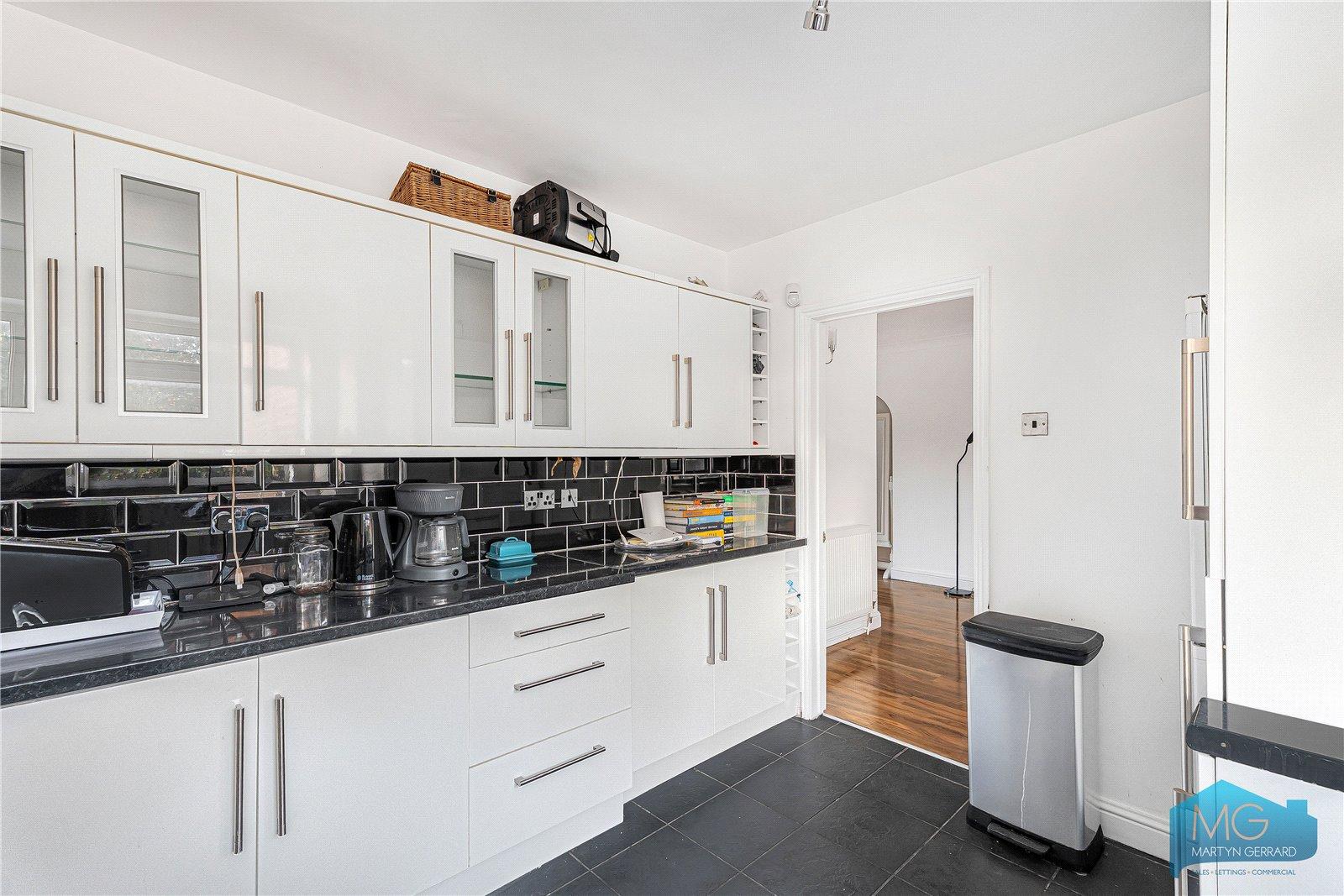 3 bedroom Ground Floor Flat for sale - Martyn Gerrard