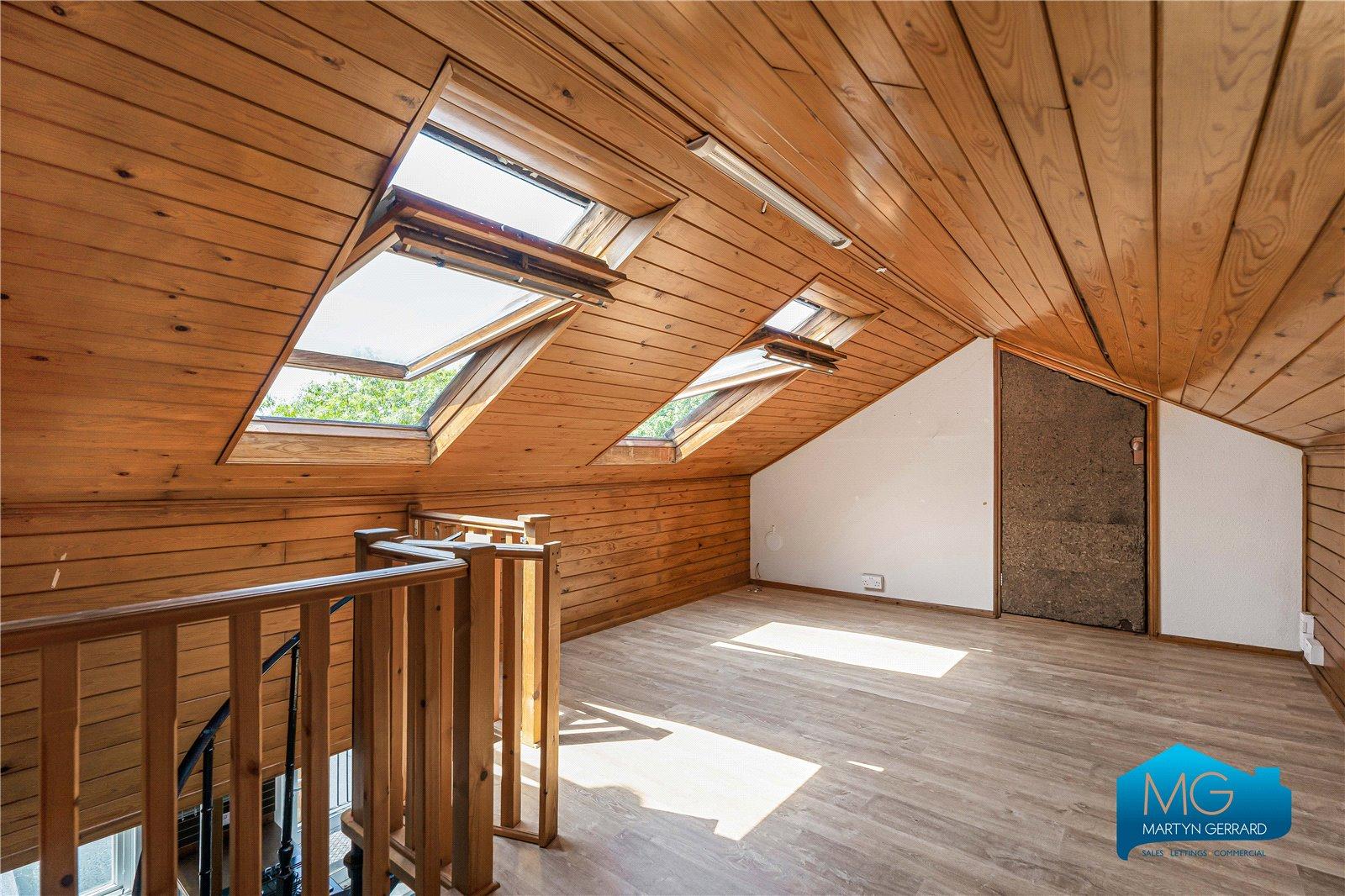 2 bedroom Maisonette to rent - Martyn Gerrard