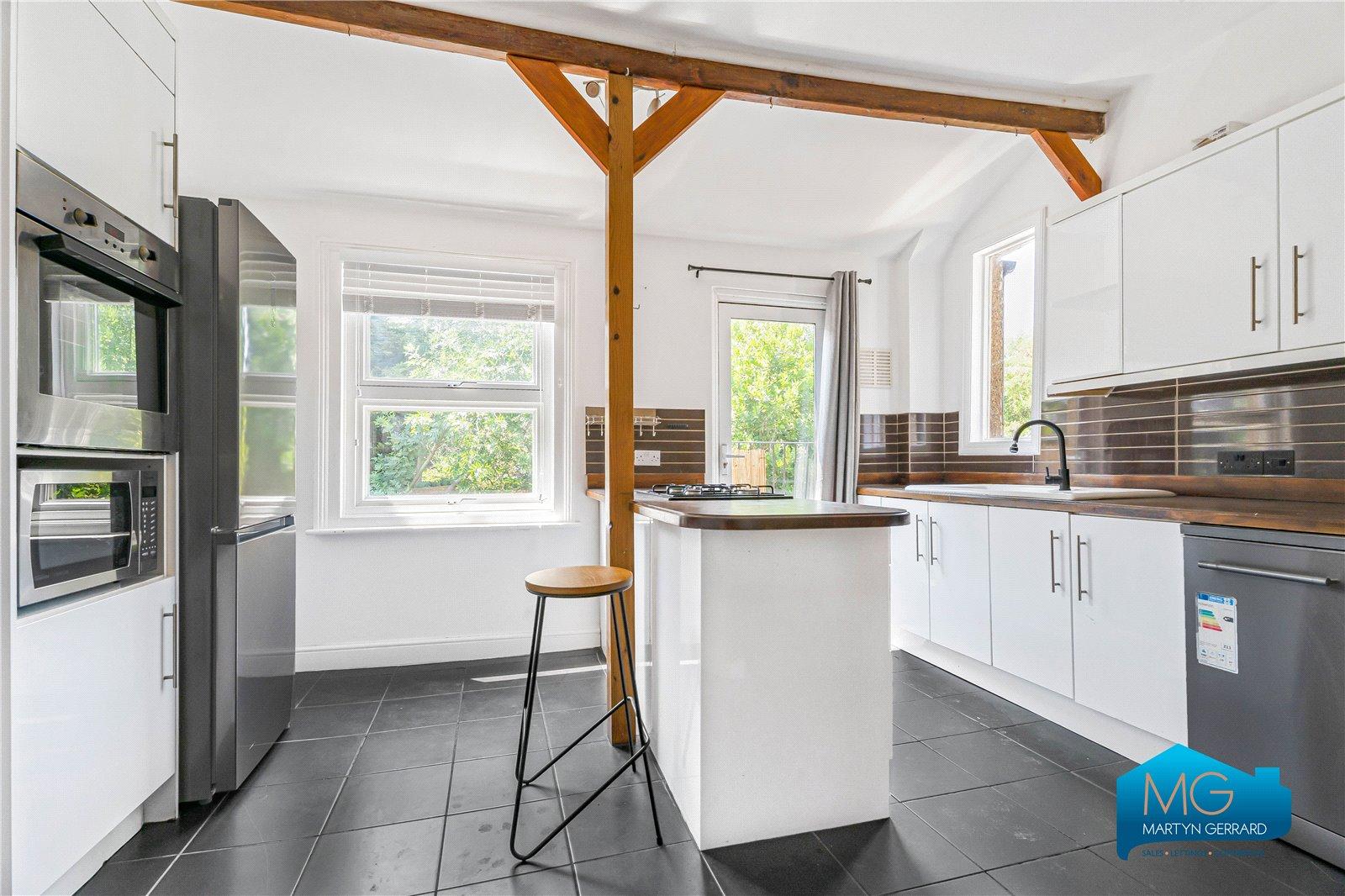 2 bedroom Maisonette to rent - Martyn Gerrard