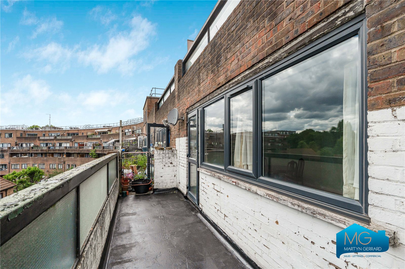 2 bedroom Maisonette to rent - Martyn Gerrard