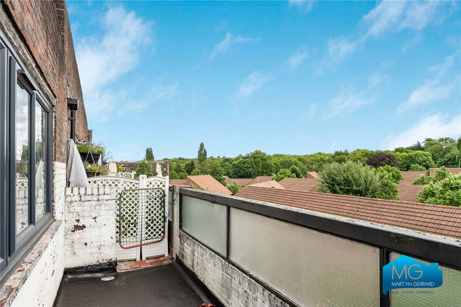 2 bedroom Maisonette to rent - Martyn Gerrard