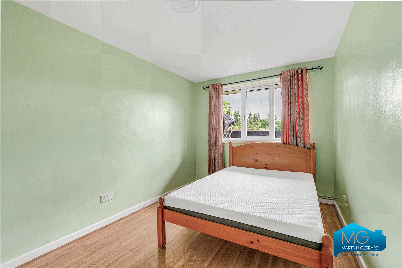 2 bedroom Maisonette to rent - Martyn Gerrard