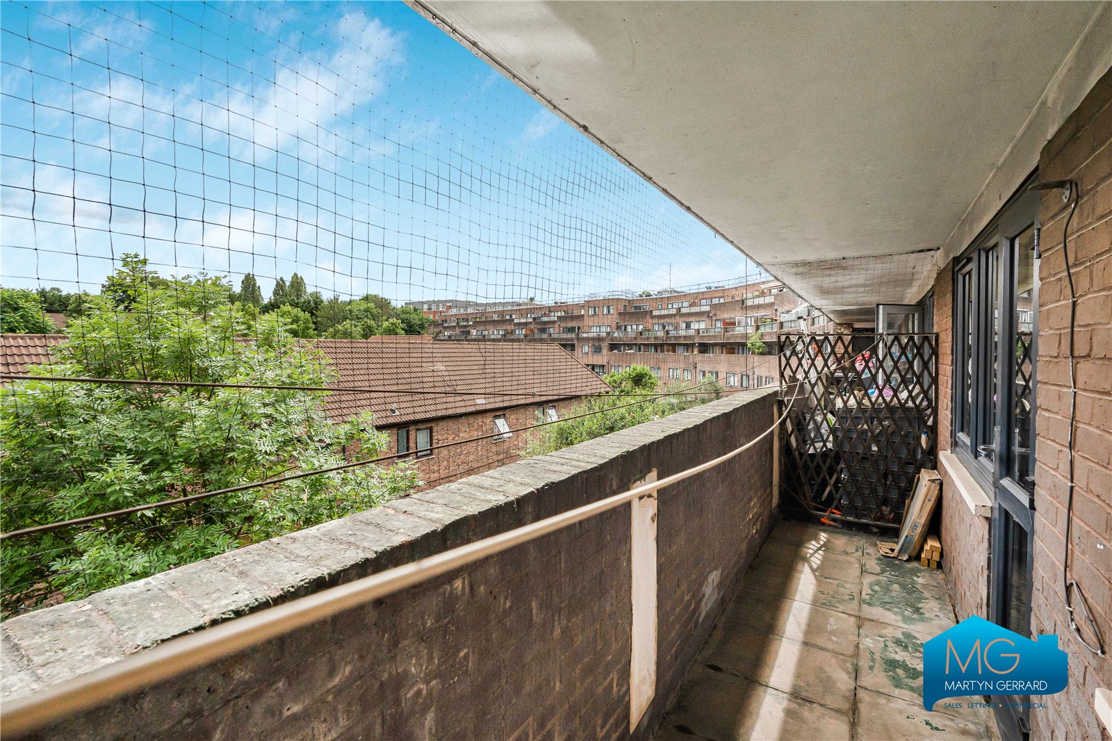 2 bedroom Maisonette to rent - Martyn Gerrard