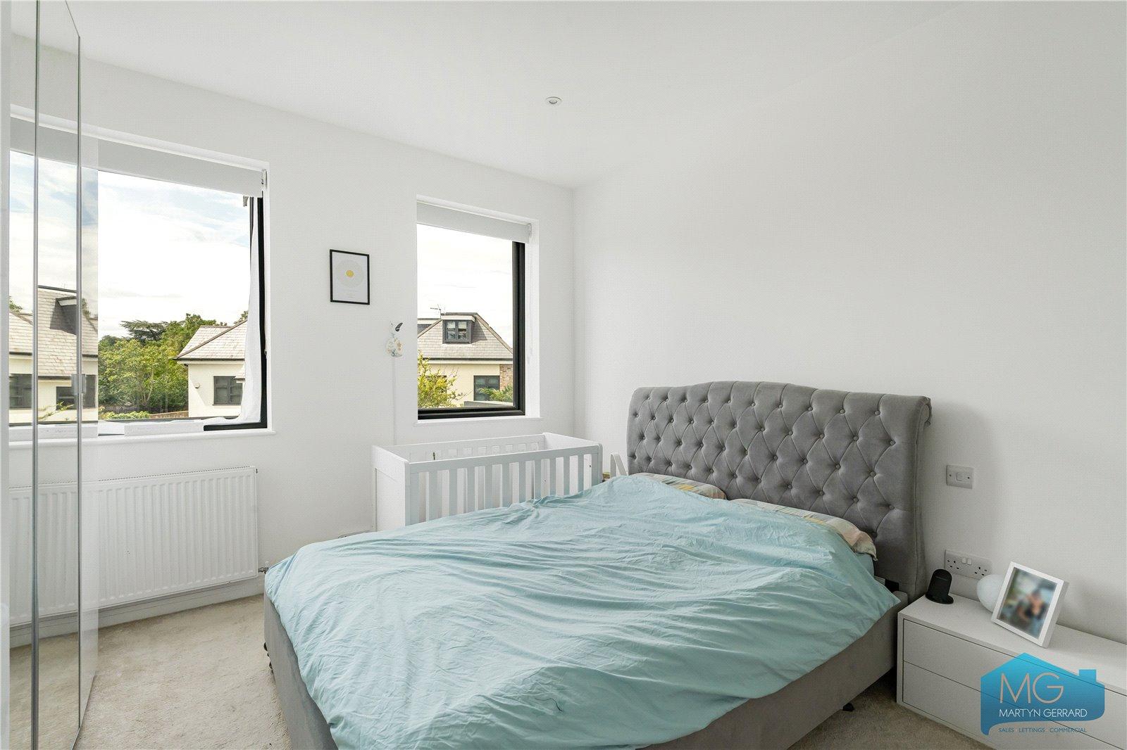 2 bedroom House for sale - Martyn Gerrard
