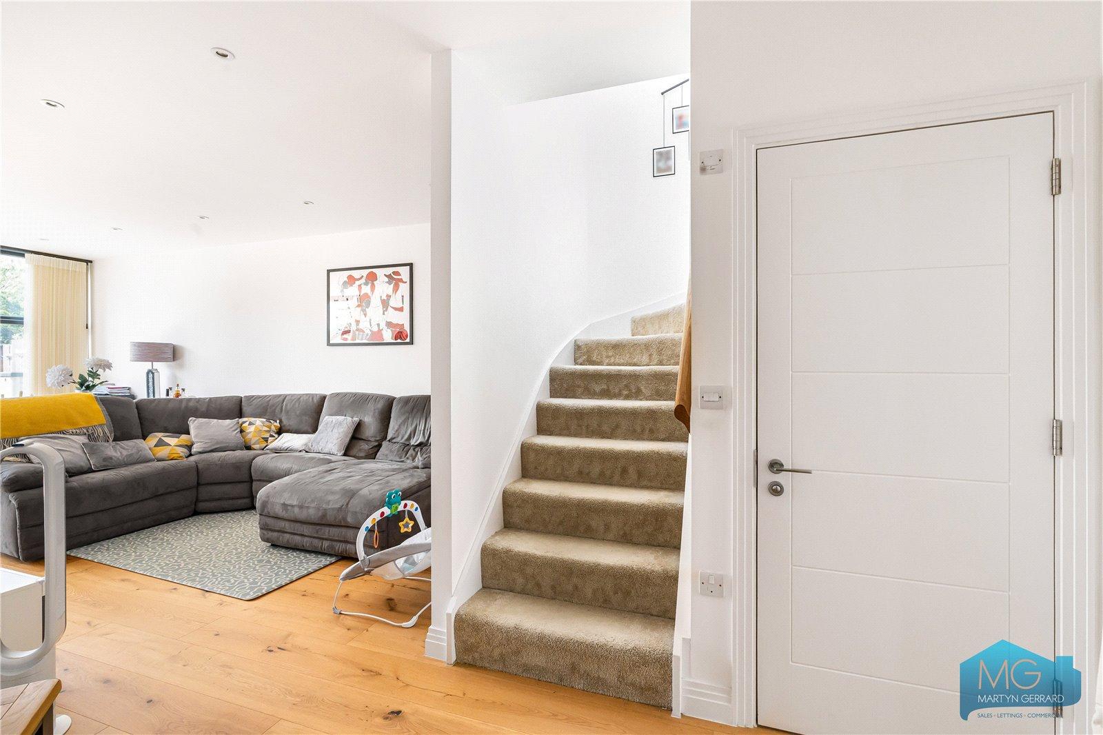 2 bedroom House for sale - Martyn Gerrard