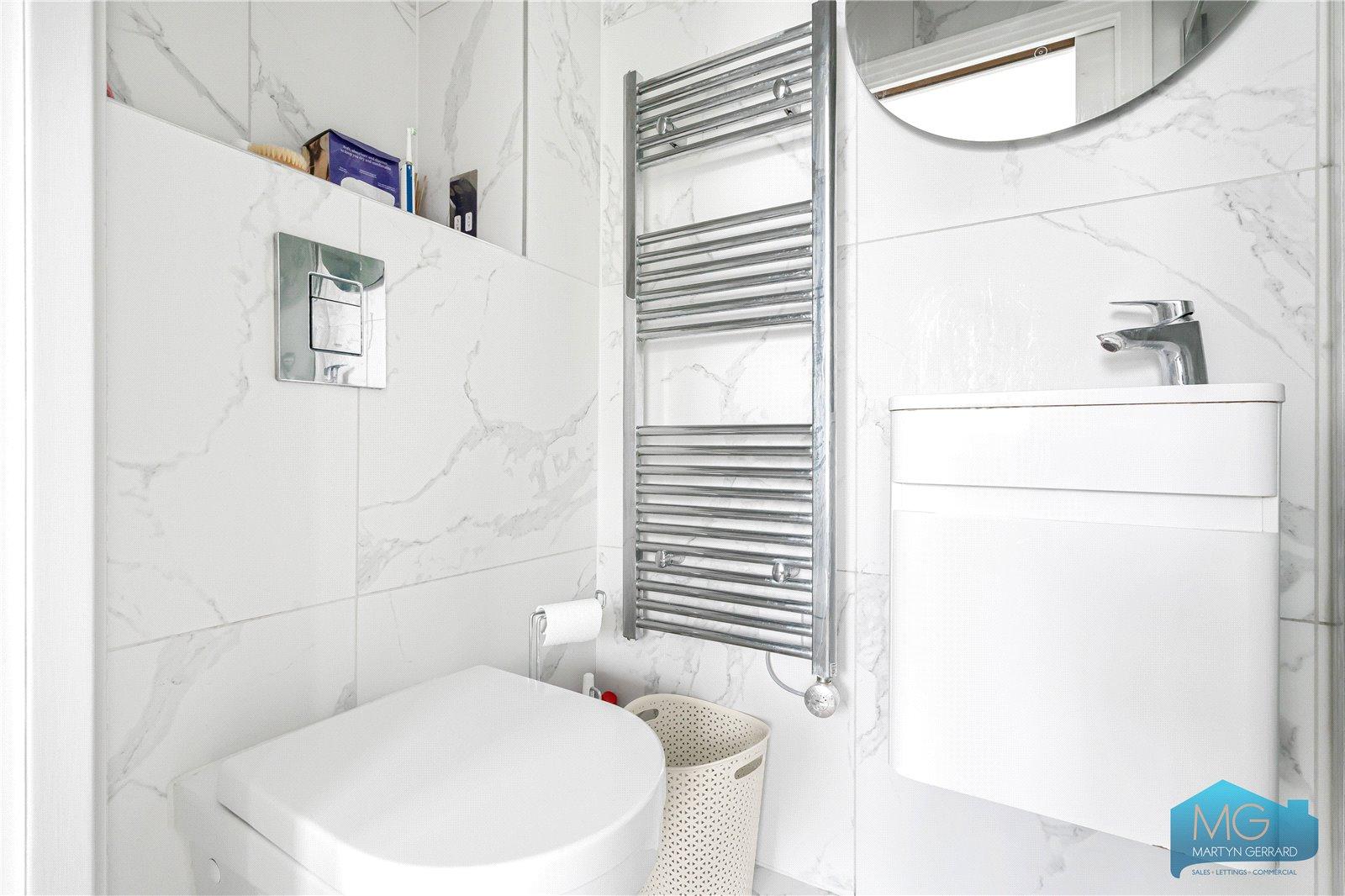 2 bedroom House for sale - Martyn Gerrard