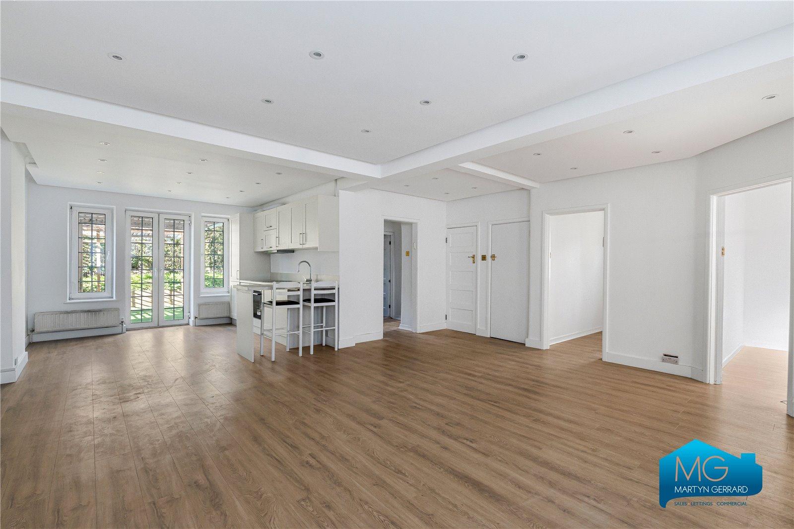3 bedroom Ground Floor Flat to rent - Martyn Gerrard
