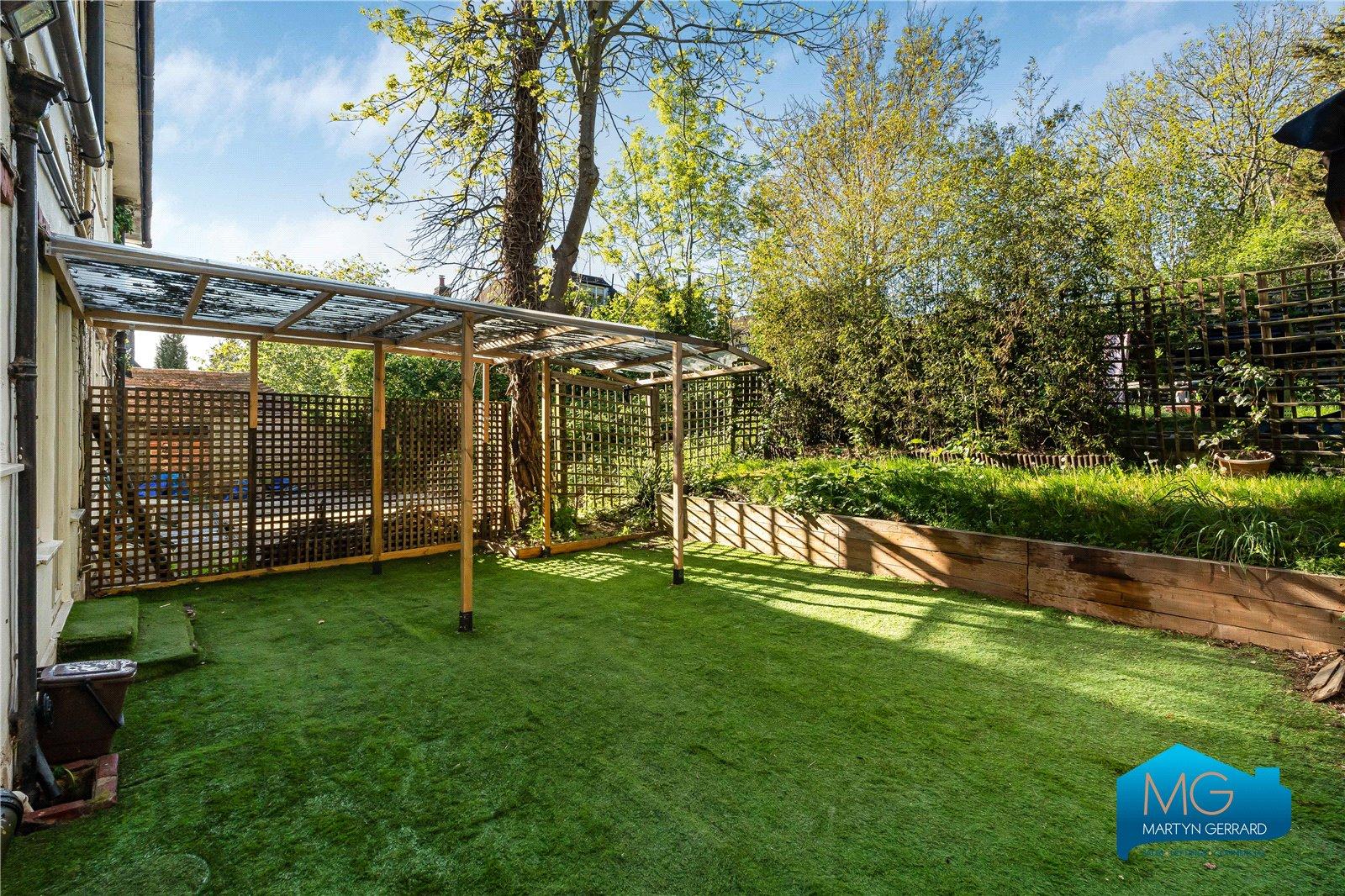 3 bedroom Ground Floor Flat to rent - Martyn Gerrard