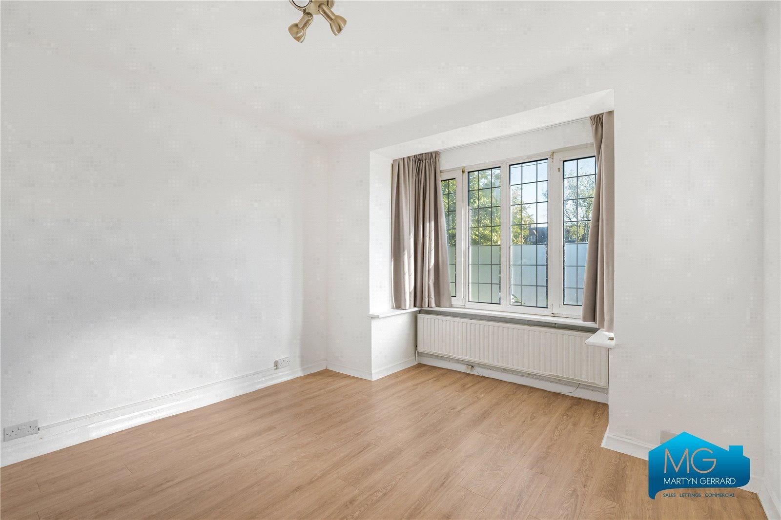 3 bedroom Ground Floor Flat to rent - Martyn Gerrard