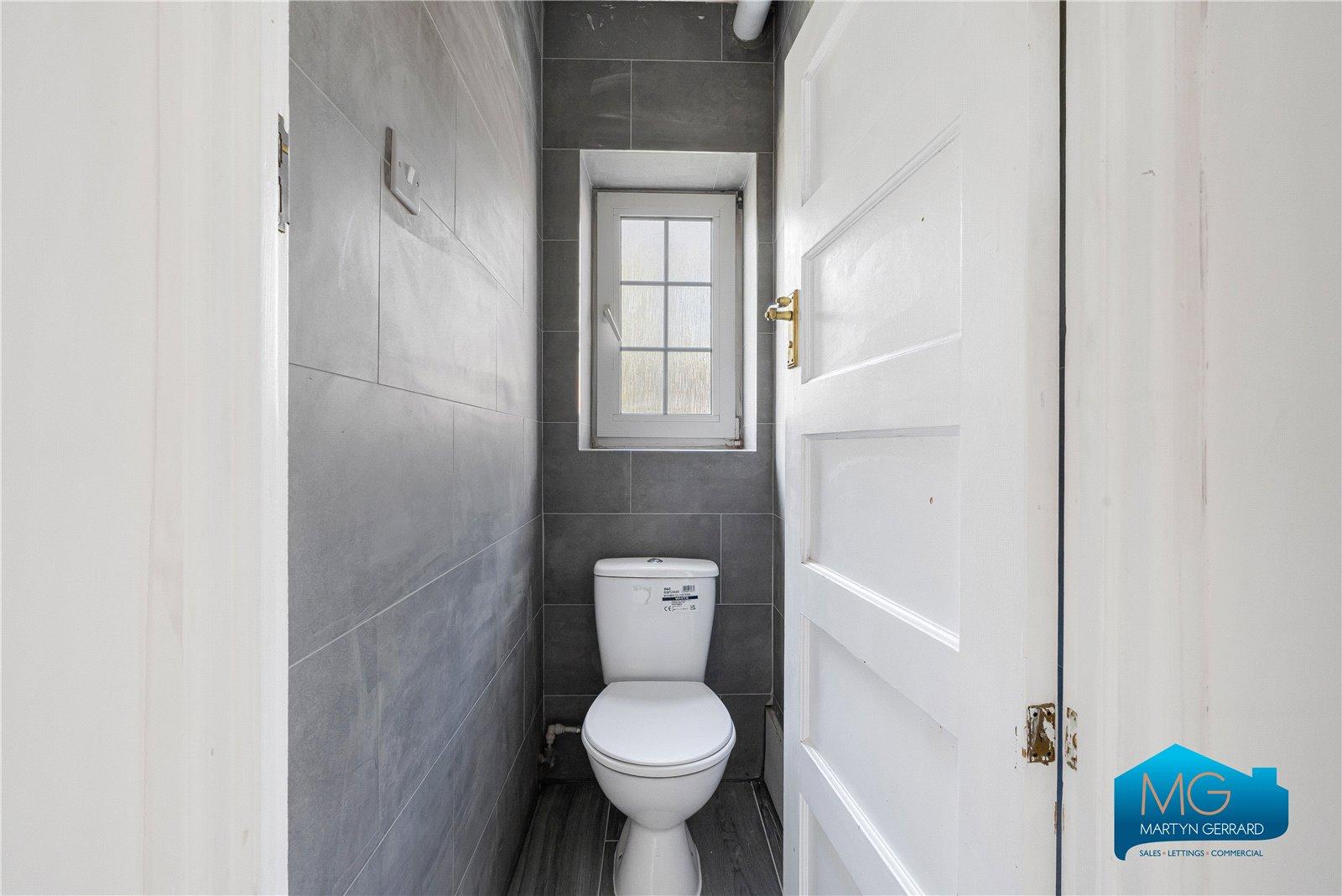 3 bedroom Ground Floor Flat to rent - Martyn Gerrard