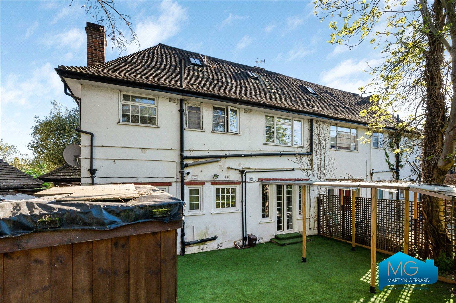 3 bedroom Ground Floor Flat to rent - Martyn Gerrard