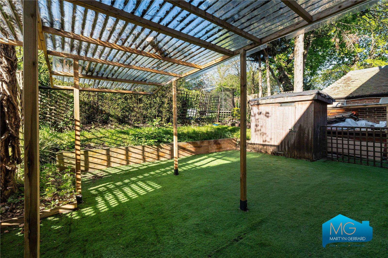 3 bedroom Ground Floor Flat to rent - Martyn Gerrard