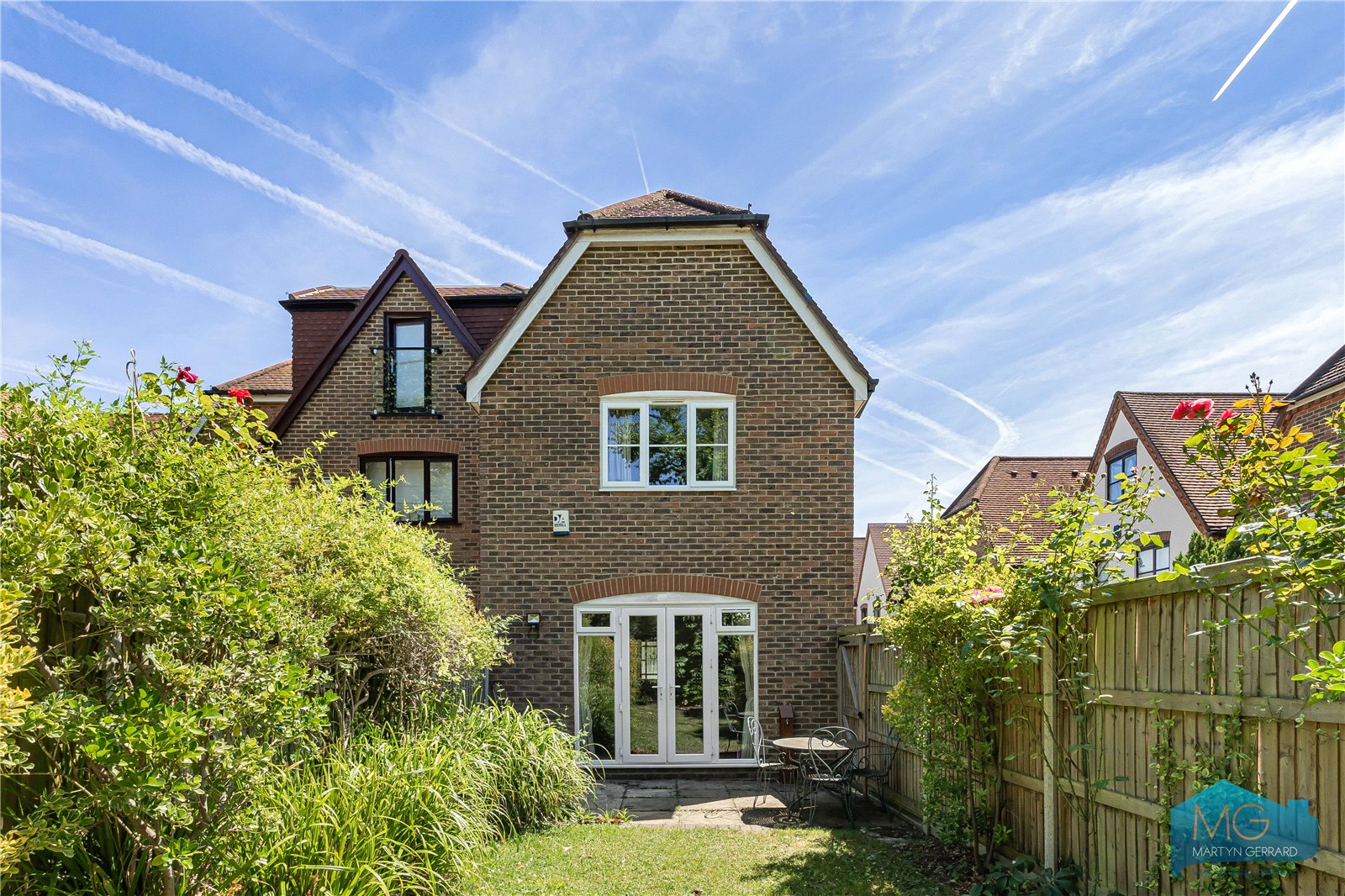 2 bedroom Terraced House for sale - Martyn Gerrard