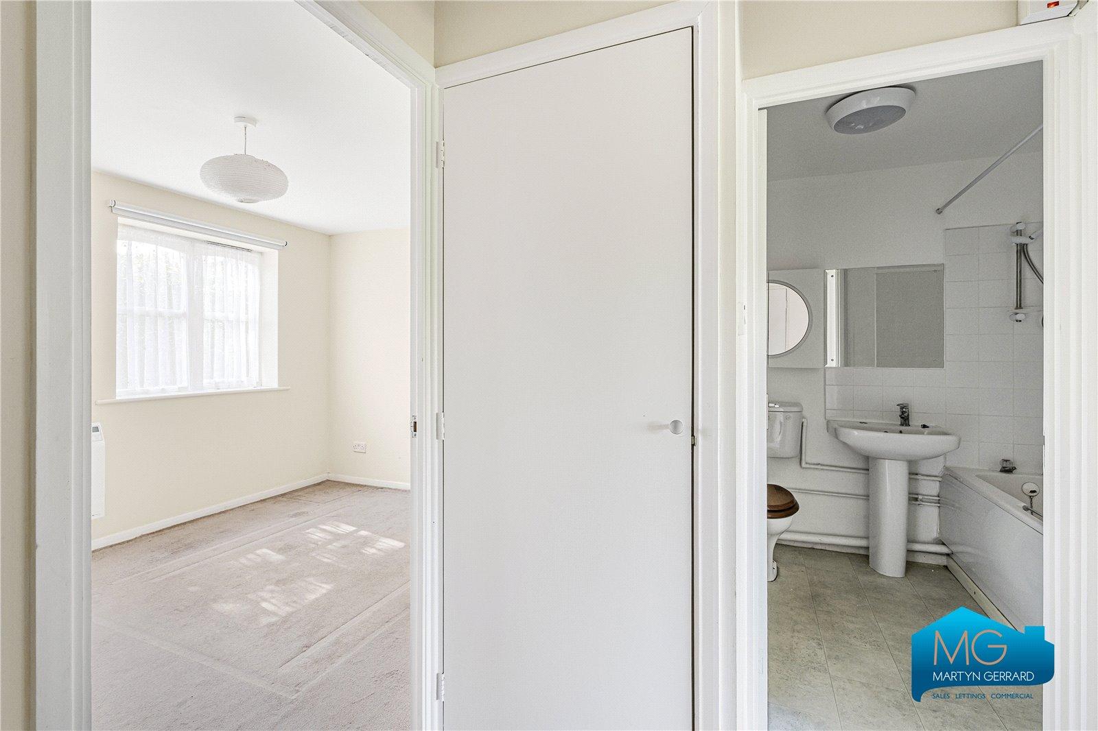 1 bedroom Ground Floor Flat to rent - Martyn Gerrard