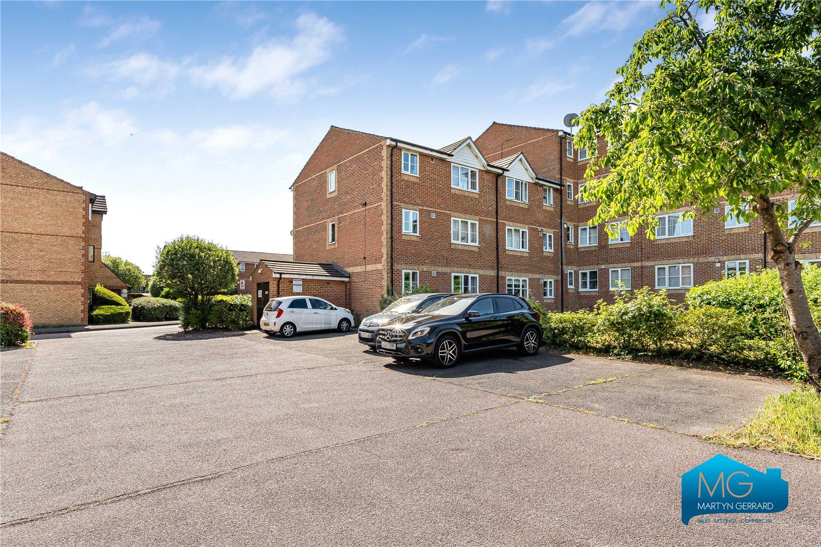 1 bedroom Ground Floor Flat to rent - Martyn Gerrard