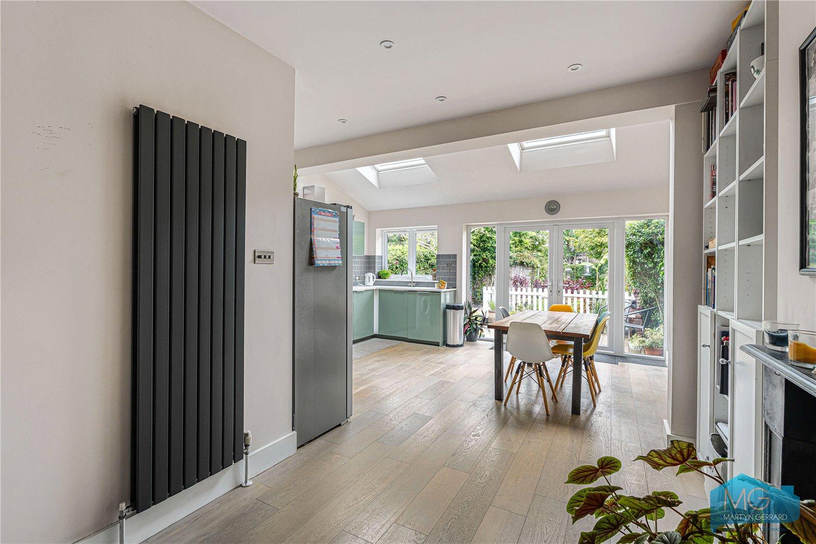 Manor Park Road, London, N2+  - Martyn Gerrard