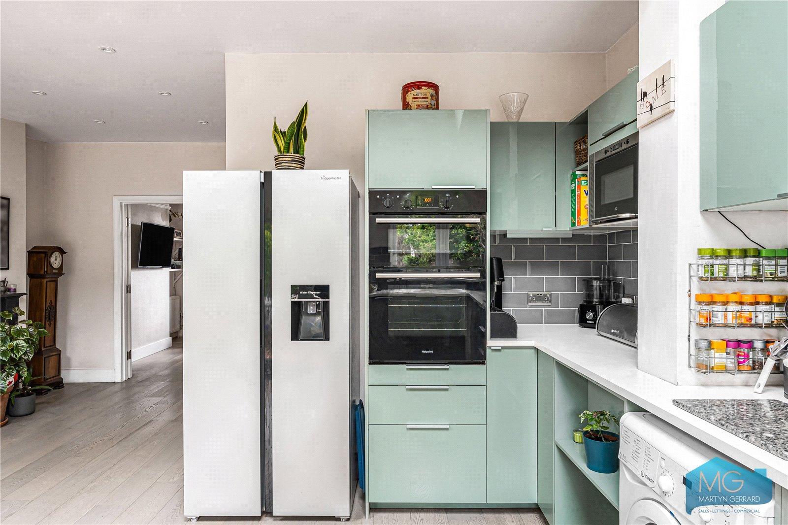 3 bedroom Semi-Detached House for sale - Martyn Gerrard