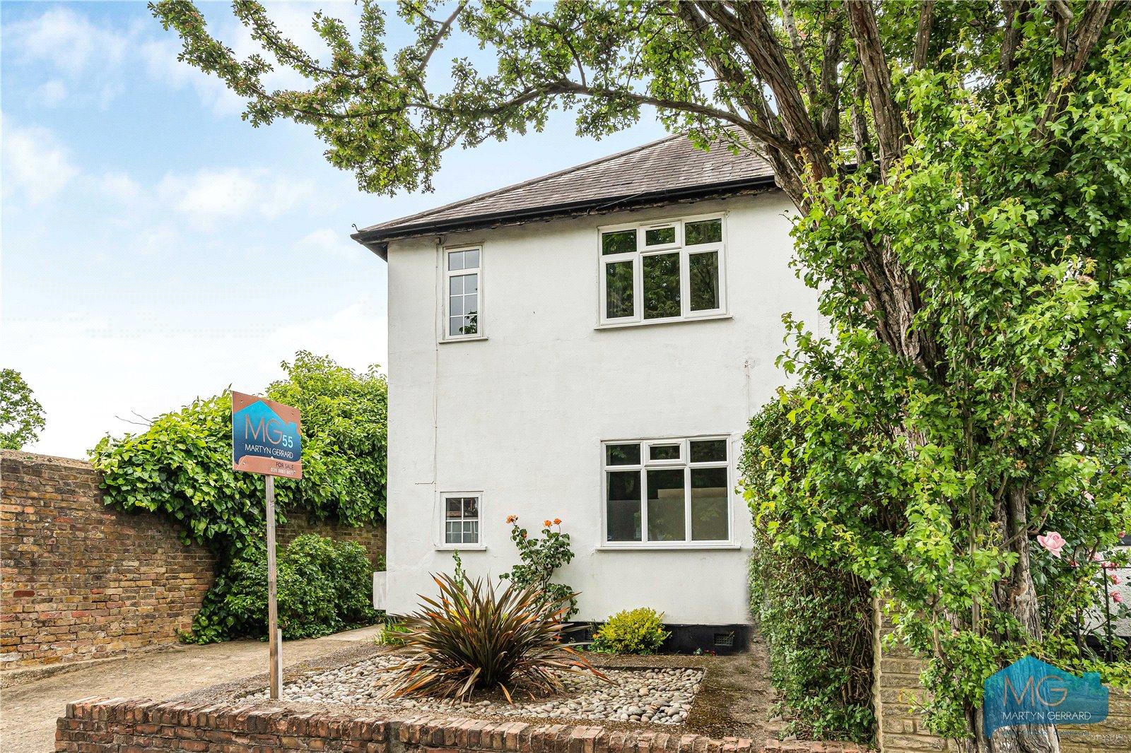 3 bedroom Semi-Detached House for sale - Martyn Gerrard