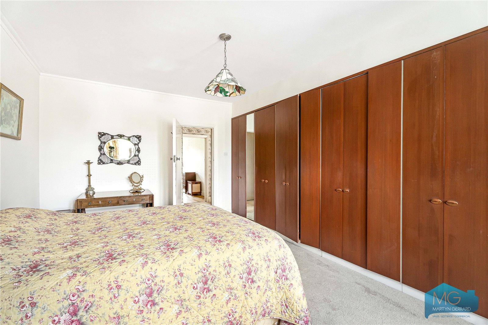 5 bedroom Semi-Detached House for sale - Martyn Gerrard