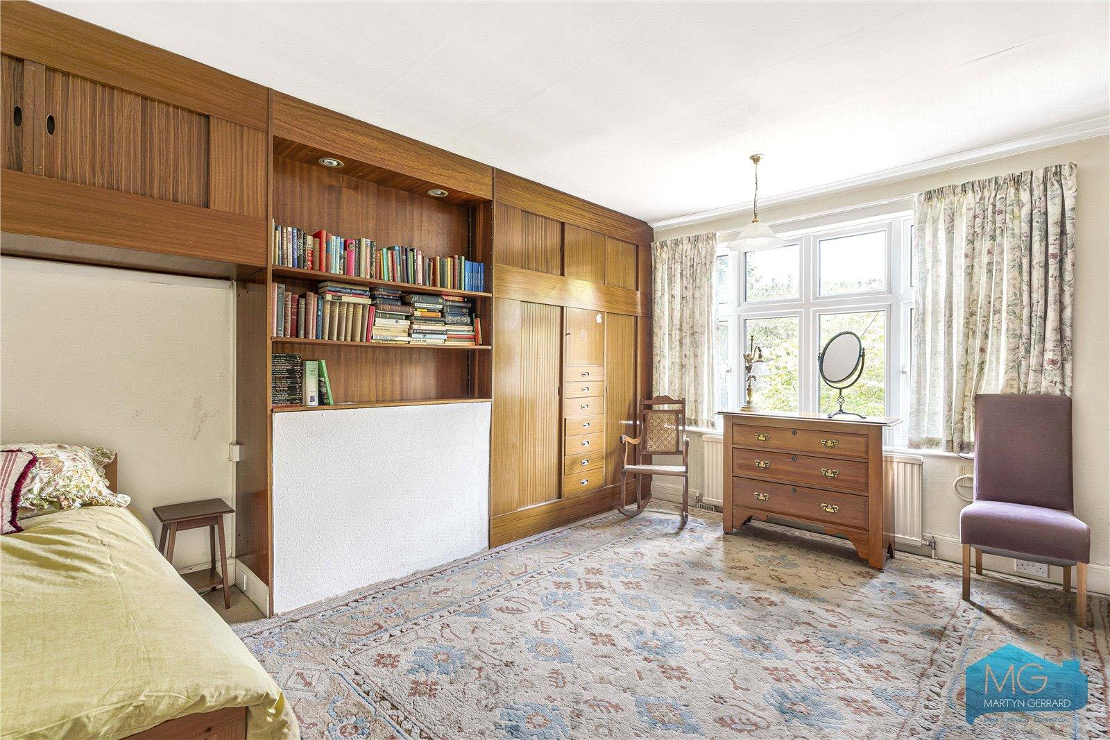 5 bedroom Semi-Detached House for sale - Martyn Gerrard