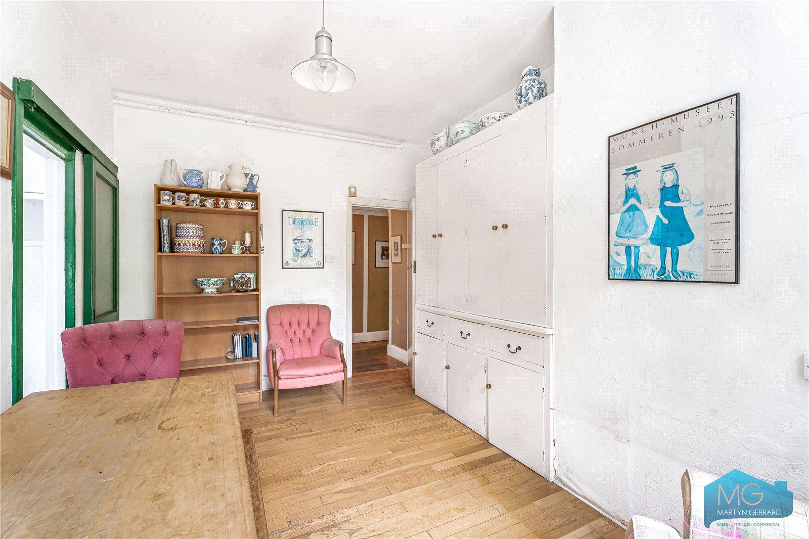5 bedroom Semi-Detached House for sale - Martyn Gerrard