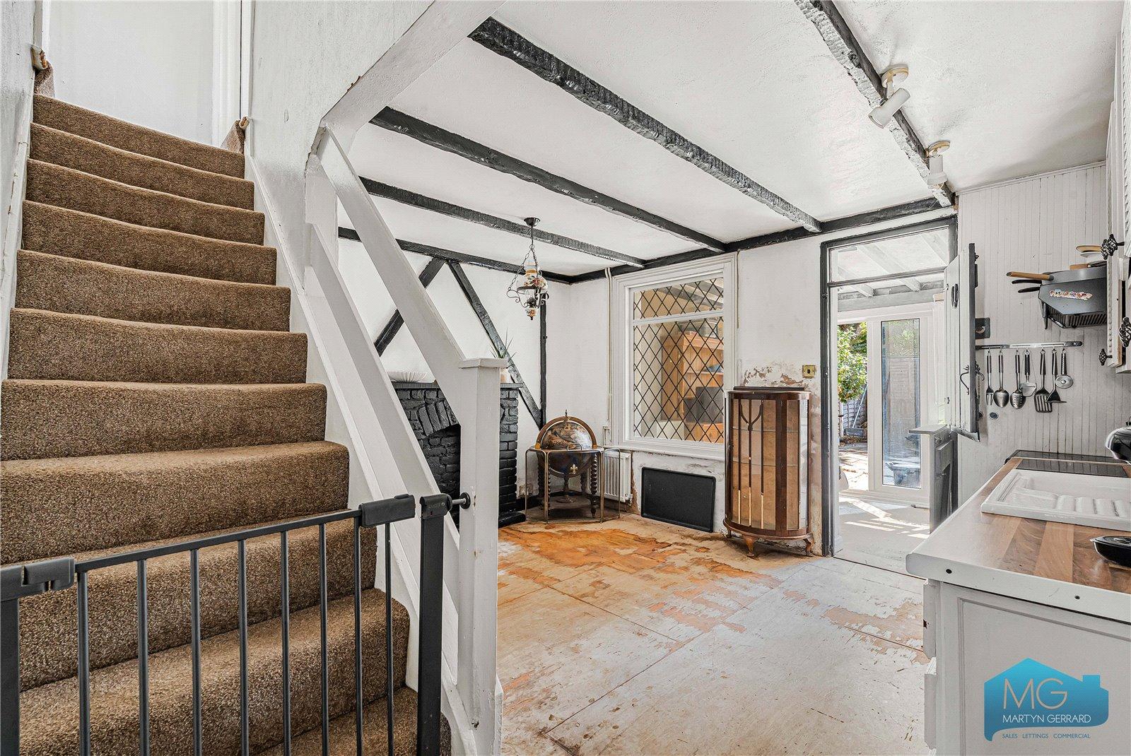 2 bedroom Terraced House for sale - Martyn Gerrard