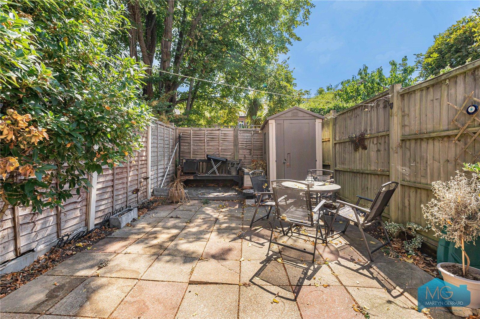 2 bedroom Terraced House for sale - Martyn Gerrard