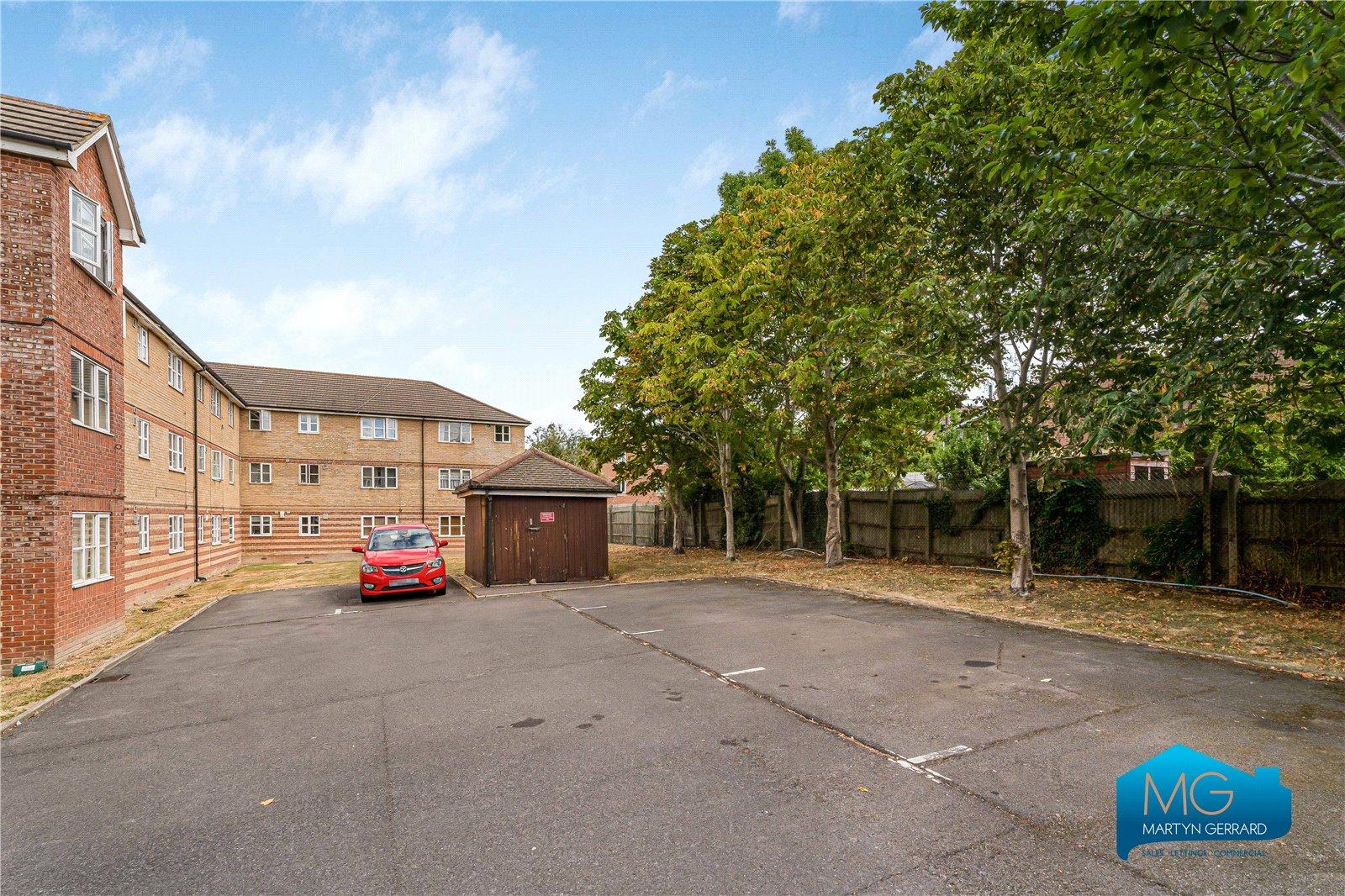 2 bedroom Apartment to rent - Martyn Gerrard