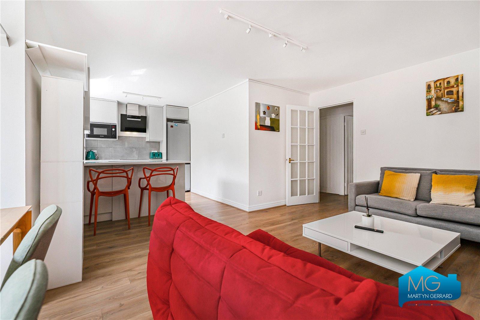 2 bedroom Apartment to rent - Martyn Gerrard