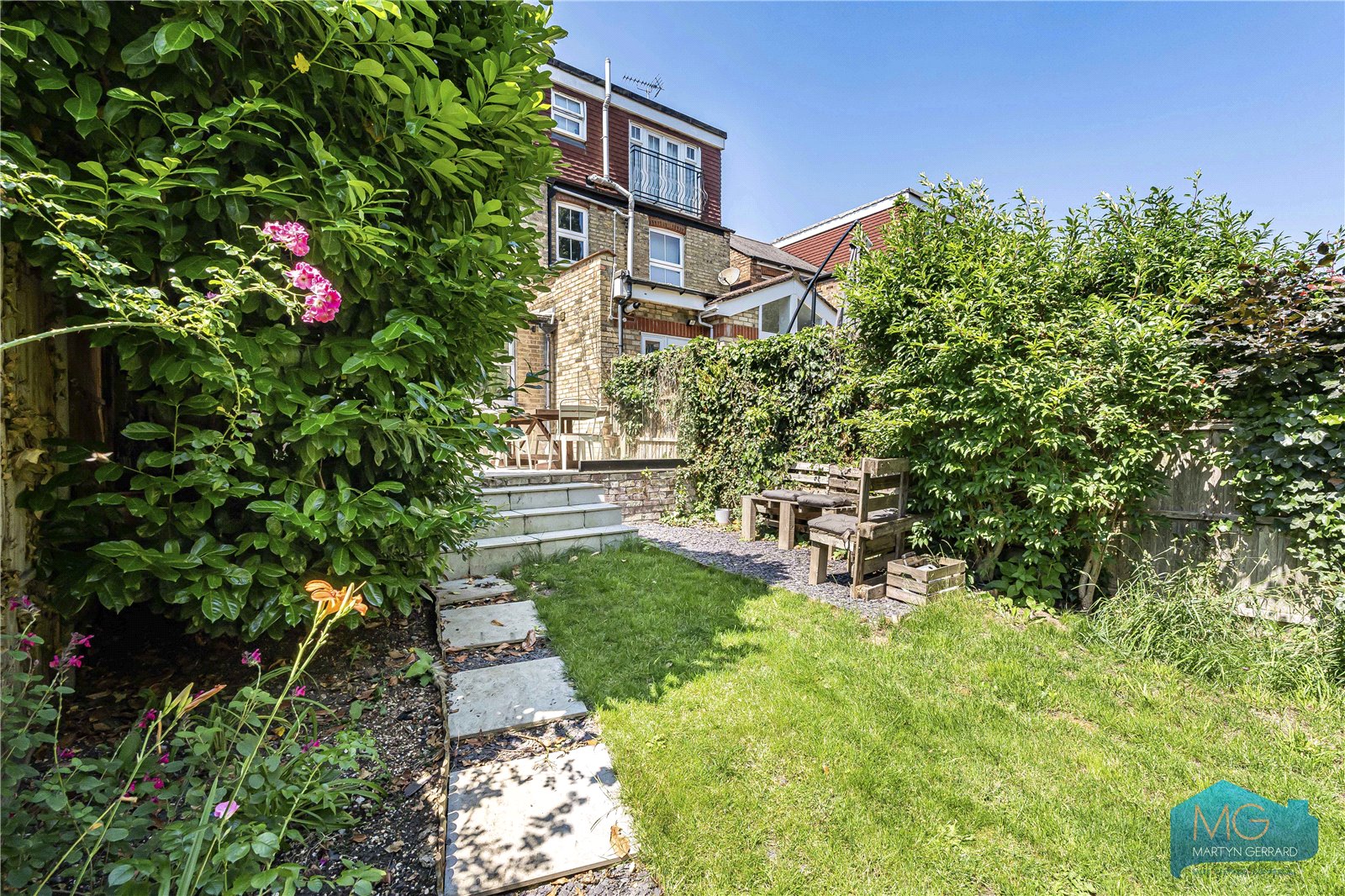 5 bedroom Terraced House for sale - Martyn Gerrard