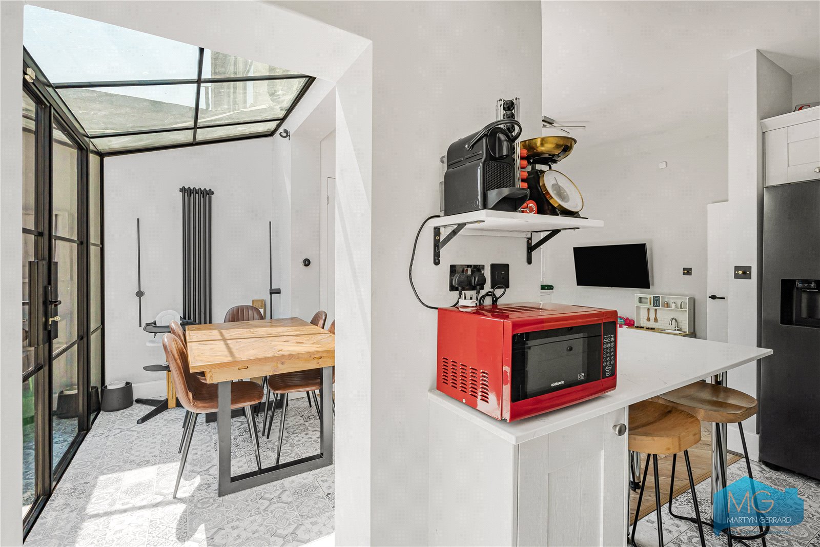 5 bedroom Terraced House for sale - Martyn Gerrard