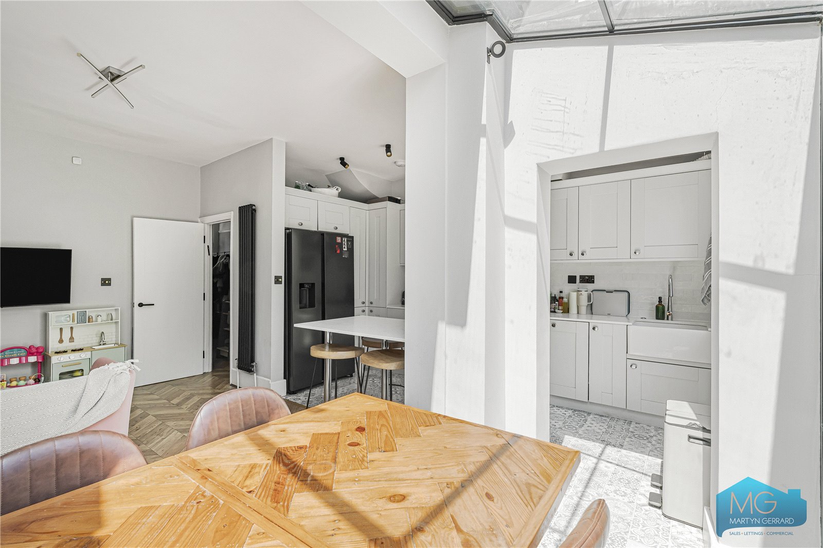 5 bedroom Terraced House for sale - Martyn Gerrard