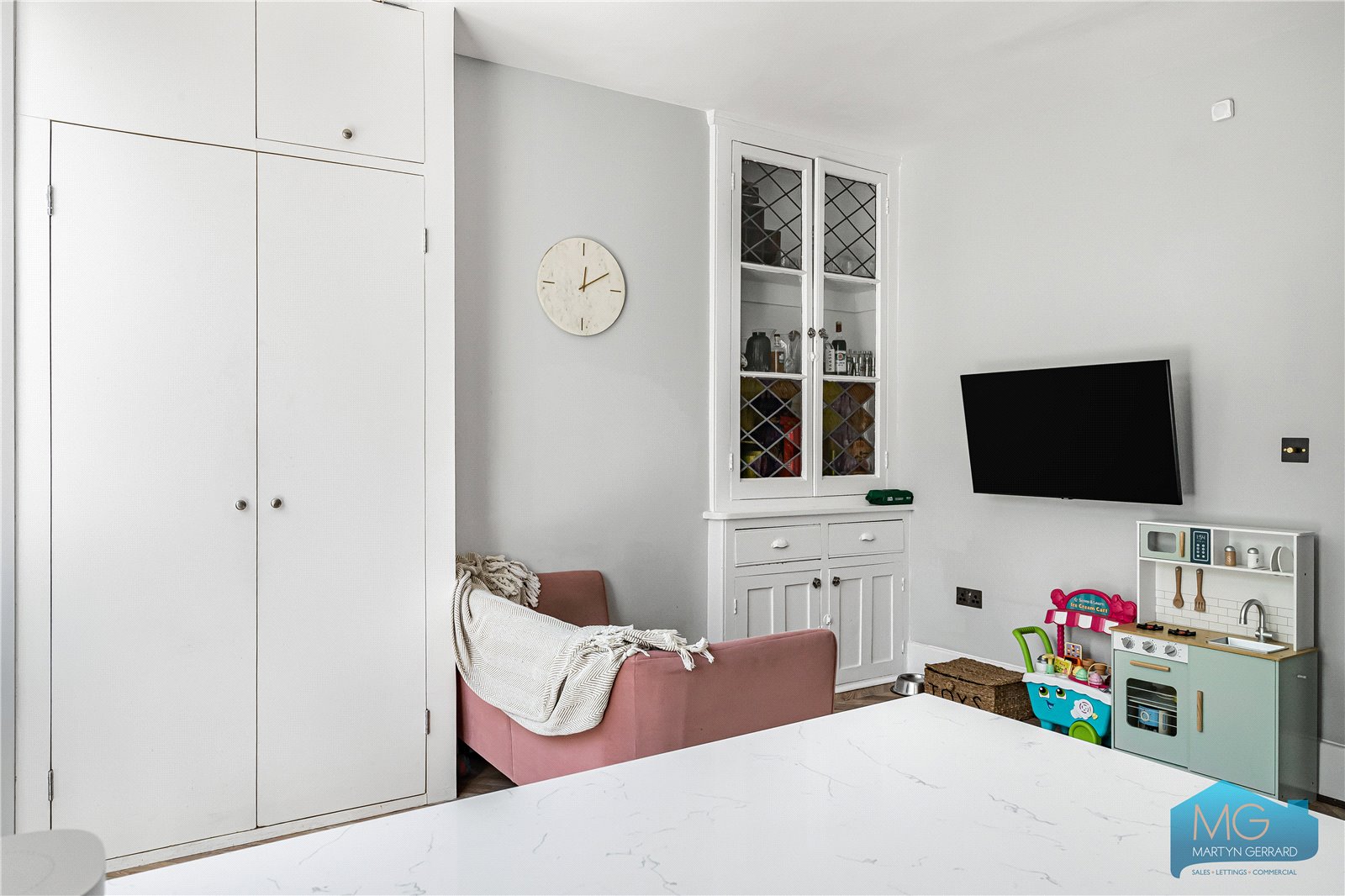 5 bedroom Terraced House for sale - Martyn Gerrard