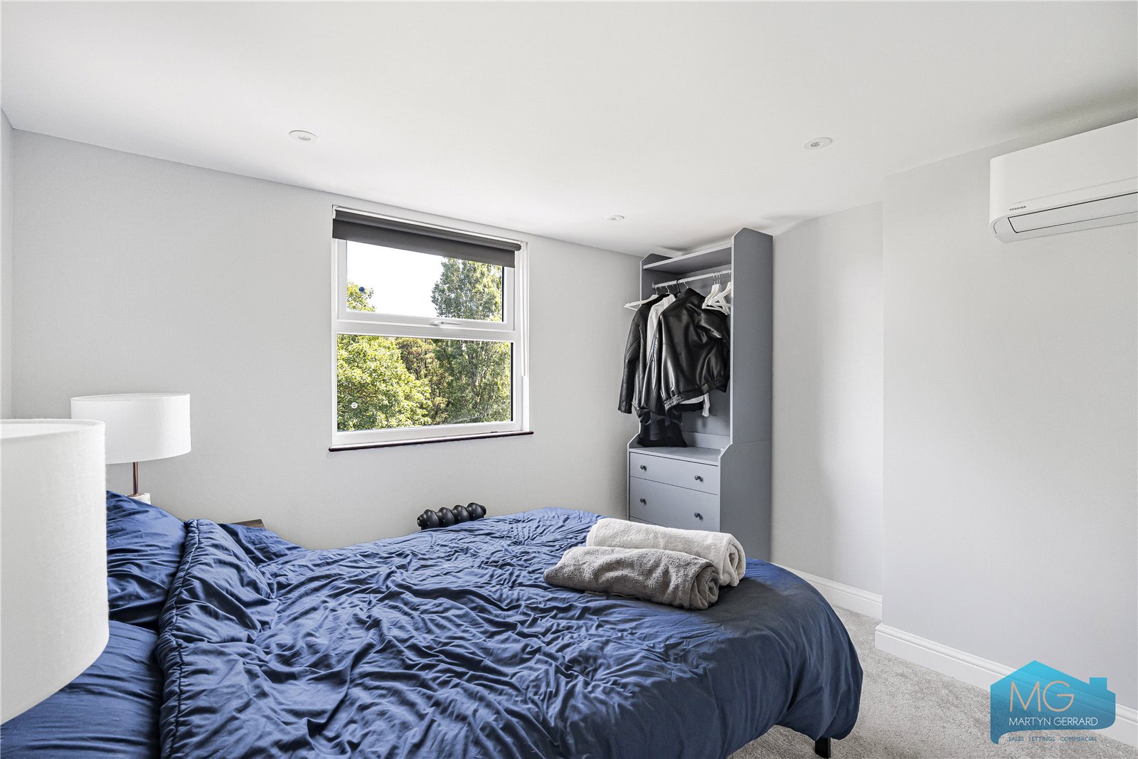 5 bedroom Terraced House for sale - Martyn Gerrard