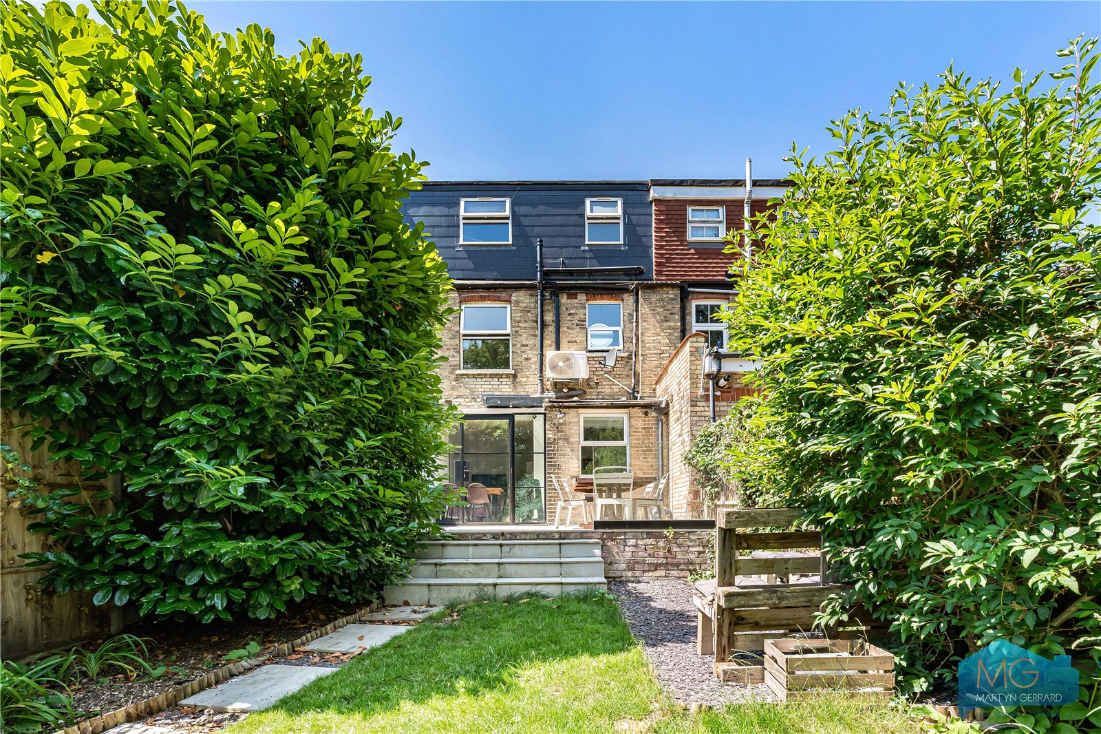 5 bedroom Terraced House for sale - Martyn Gerrard