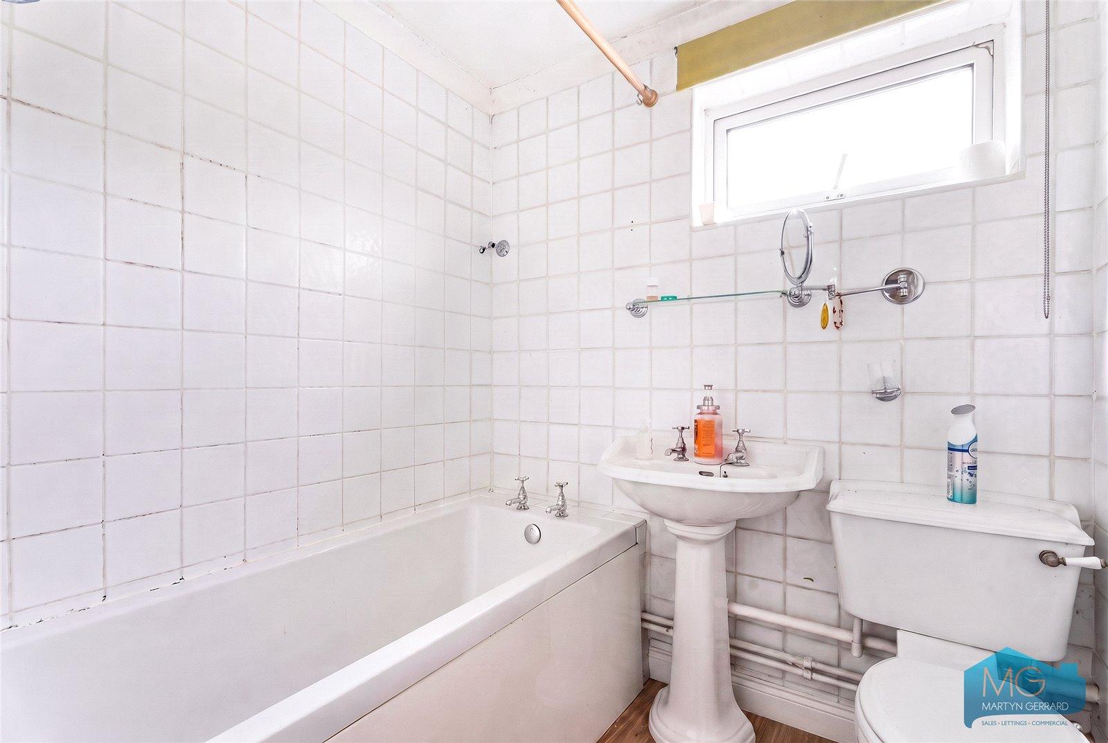 3 bedroom Terraced House for sale - Martyn Gerrard
